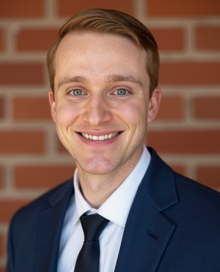 #24 - Bradley Hogan - HeadshotPro